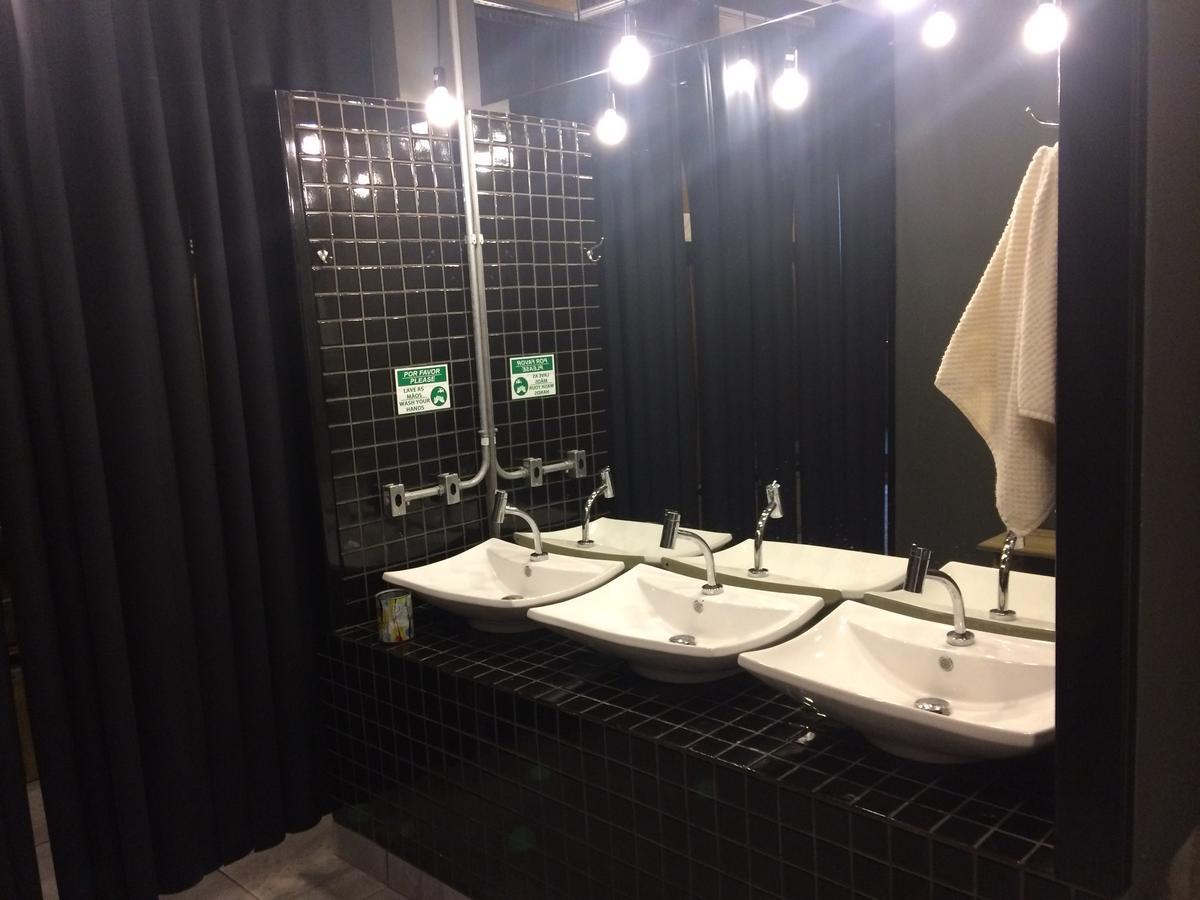 Eco Box Hostel Florianópolis Εξωτερικό φωτογραφία